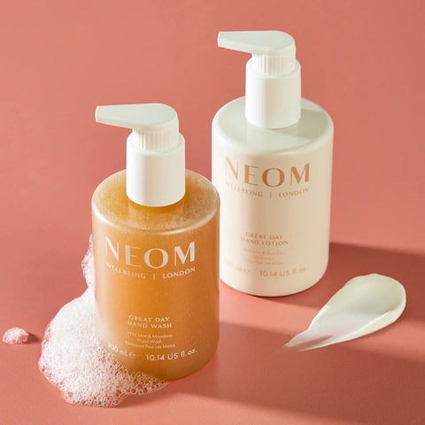 Neom Wellbeing London | Great Day Exfoliating Hand Wash 300ml
