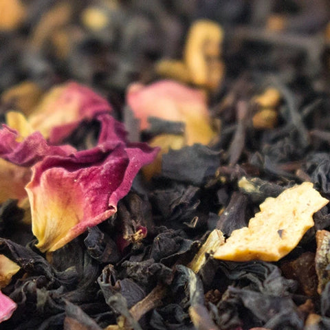 Alanda's | Istanbul | Black Tea, Cinnamon, Apple & Rose Petals