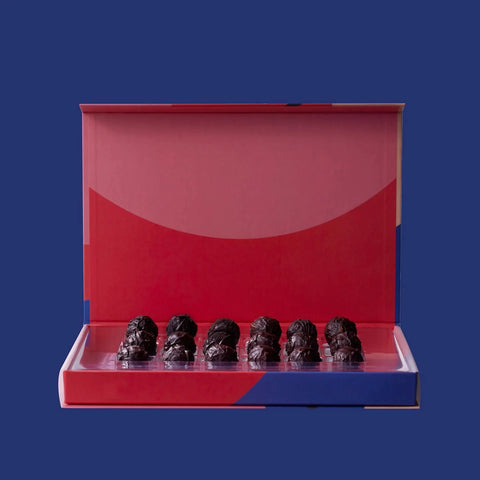 Clos Whisky Chocolates open box