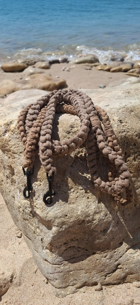 Crafty Cunús | 1.5 Metre Slim Dog Lead Straw