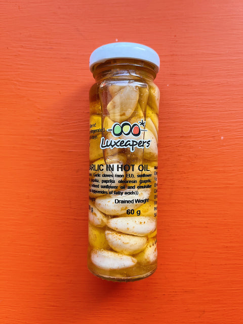 Luxeapers | Garlic in Hot Oil