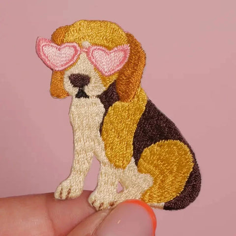 Malicieuse  | Iron-On Patch Beagle
