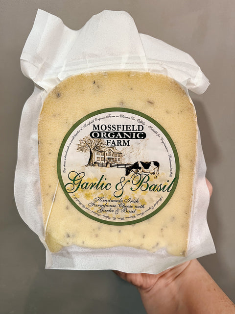 Mossfield | Garlic and Basil Cheddar