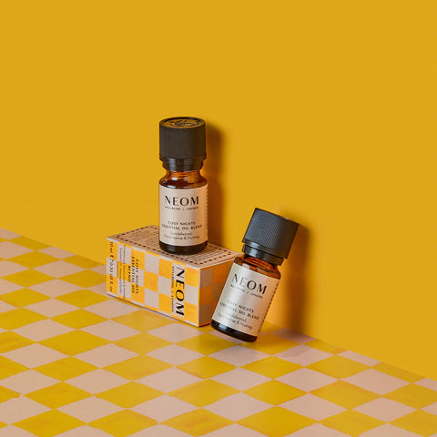 Neom Wellbeing London | Cosy Nights Essential Oil