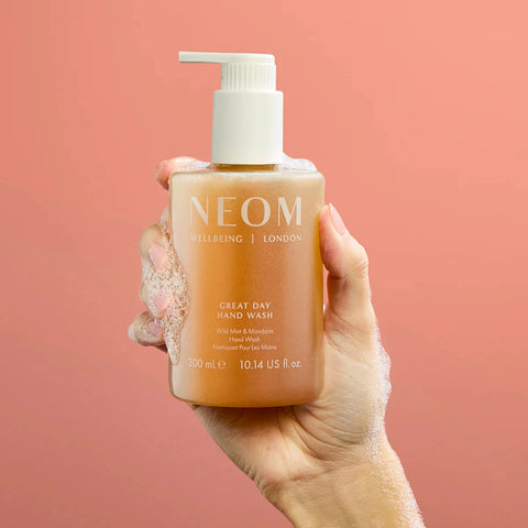 Neom Wellbeing London | Great Day Exfoliating Hand Wash 300ml