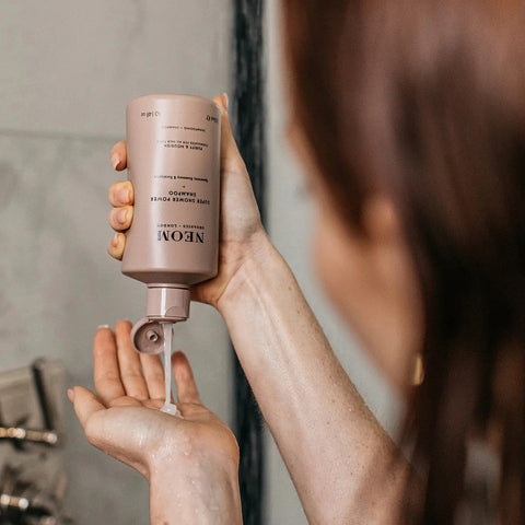 Neom Wellbeing London | Super Shower Power Shampoo