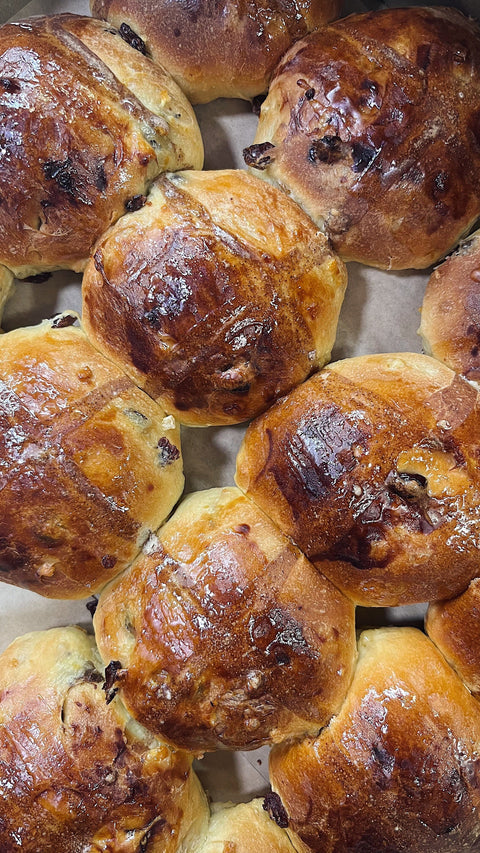 Pre Order For Wednesdays & Saturdays | Clo's Hot Cross Buns